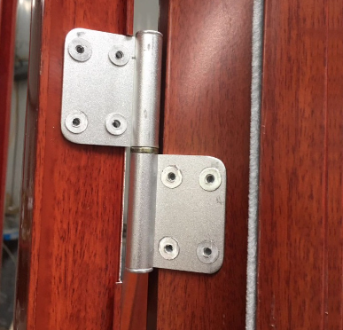 Aluminum hinge